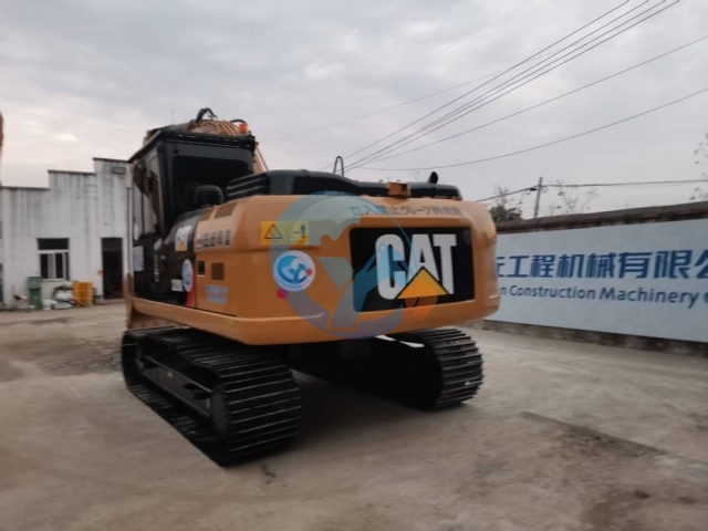 Caterpillar CAT320D2