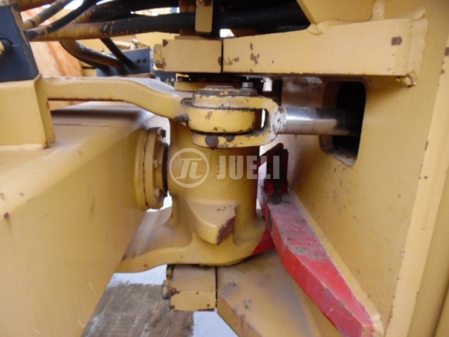 CAT CS-683E